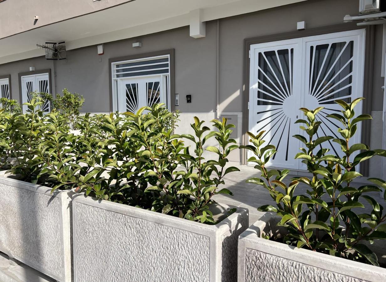 Manfredi Apartments Torre Annunziata Exterior photo