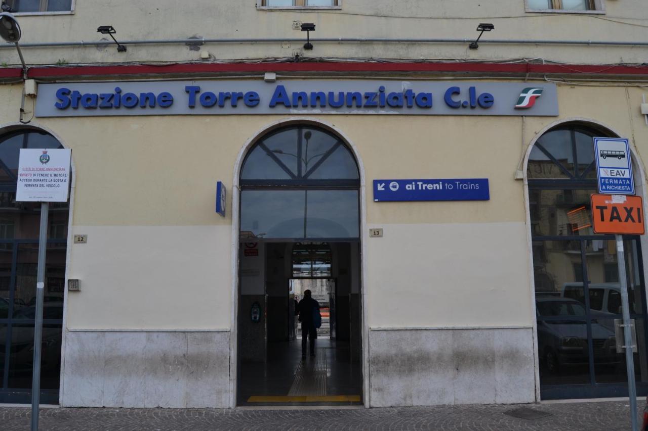 Manfredi Apartments Torre Annunziata Exterior photo